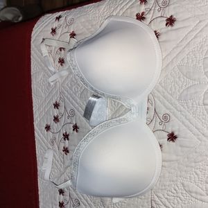 New Bras Our brand new bras are made with superior quality fabric to bring you c